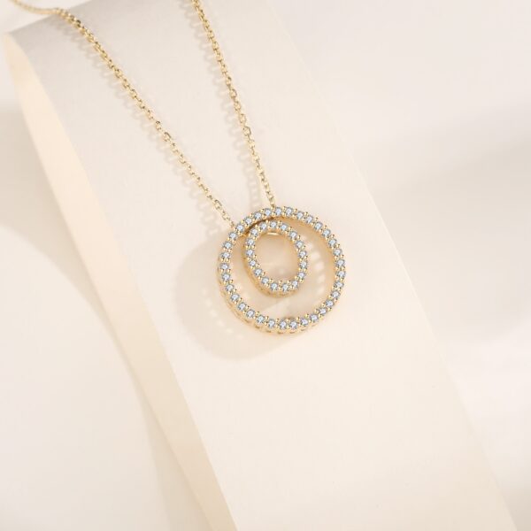 oval in a circle diamond necklace